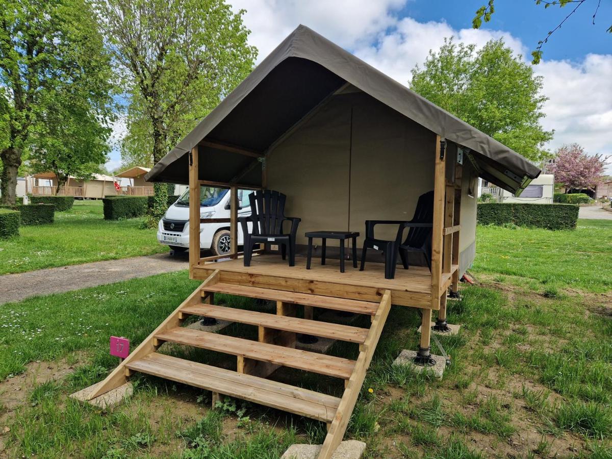 Mobil-home, hotelier, tente safari wood lodge Bois Morin Buitenkant foto