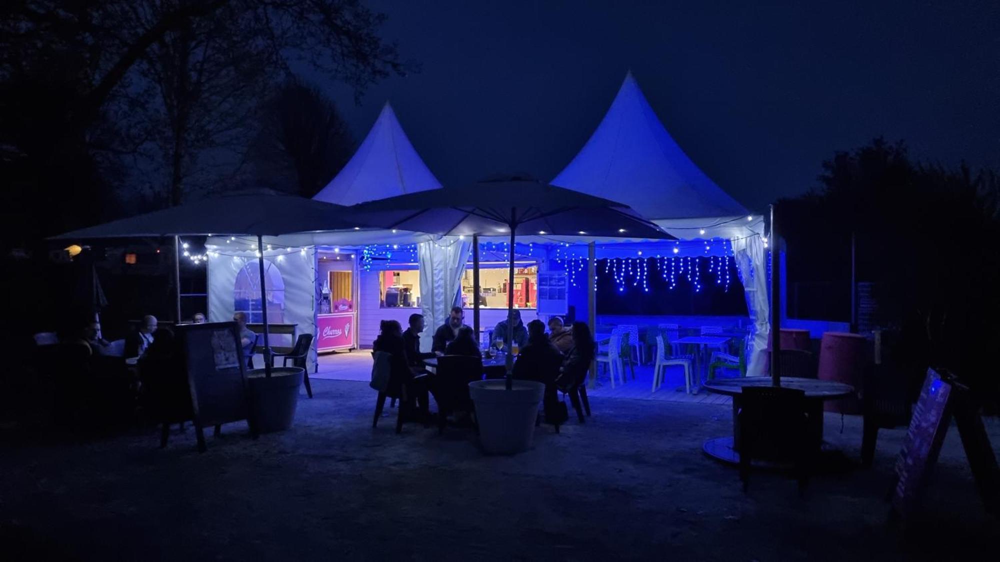 Mobil-home, hotelier, tente safari wood lodge Bois Morin Buitenkant foto